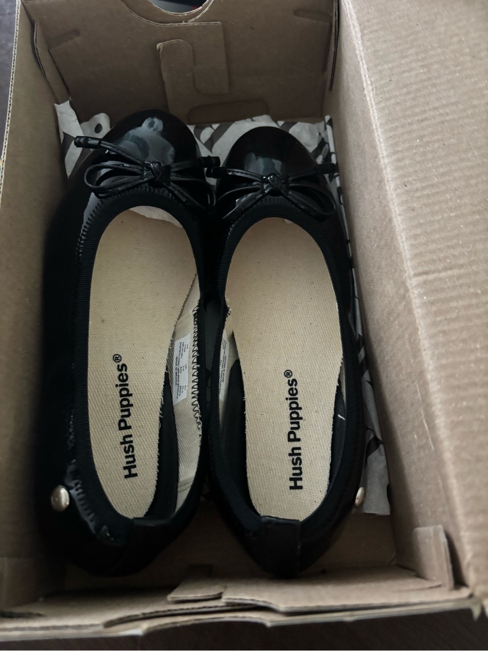 Hush Puppies Black Patent Ballet Flats with Bow